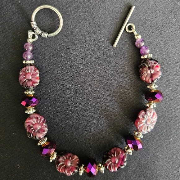 Hand Crafted Carved Amethyst Fluorite Necklace and Bracelet Ensemble - Picture 9 of 12